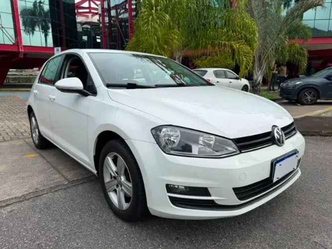 Volkswagen Golf Comfortline 1.4 TSI 140cv Aut. 2015