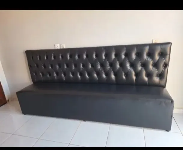 Sofá de couro