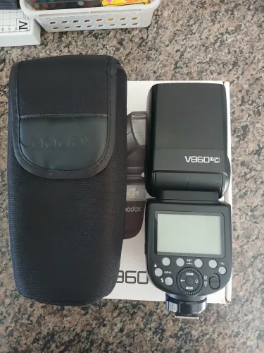 Flash godox V860III