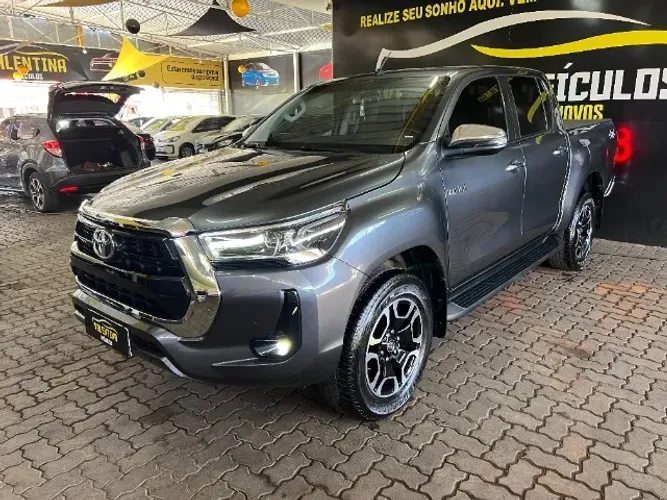 Toyota Hilux CD SRV 4X4 2.8 TDI Diesel Aut. 2024