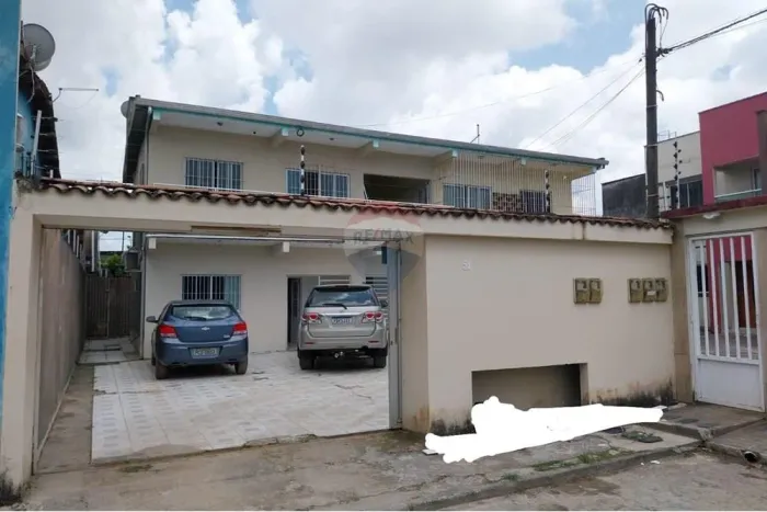 Apartamento à venda - 2 quartos por trás da avenida principal de Garapu