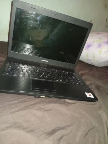 Notebook positivo conservado 