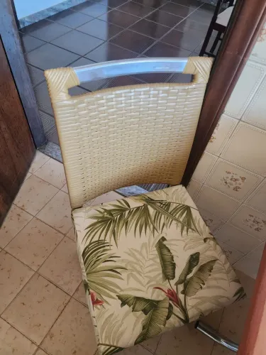 Mesa de Jantar com Tampo de Vidro + 6 Cadeiras | Excelente