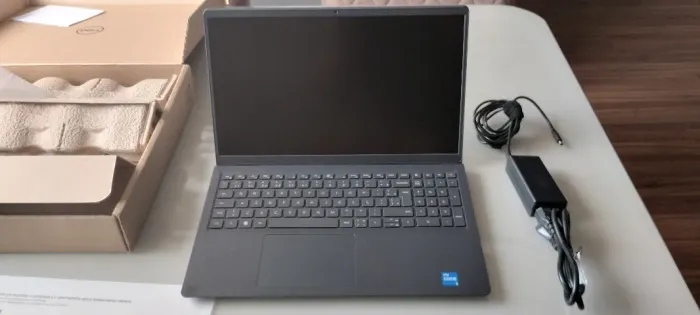 Notebook Dell Inspiron 15 3530 I5-1334u / 16gb / 512gb W11 NOVO