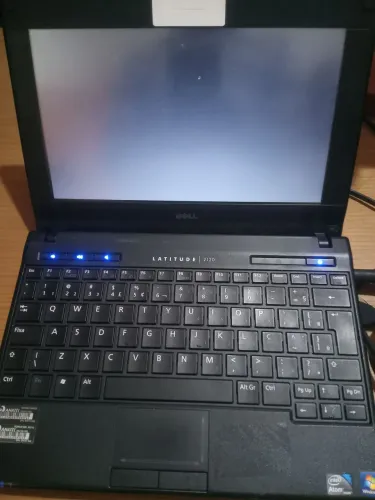 Netbook Dell latitude 2120