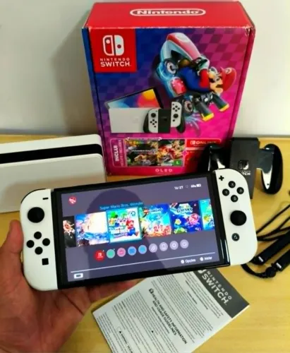Nintendo Switch OLED Desbloquedo