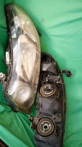 FAROL CIVIC 2008 /9
