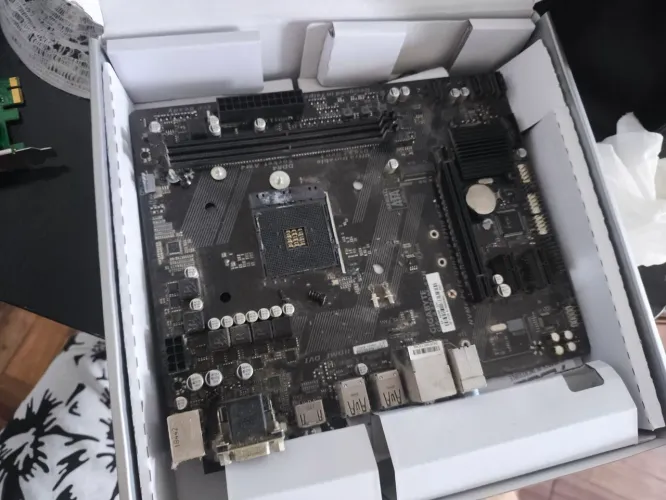 Placa mãe A320m-s2h