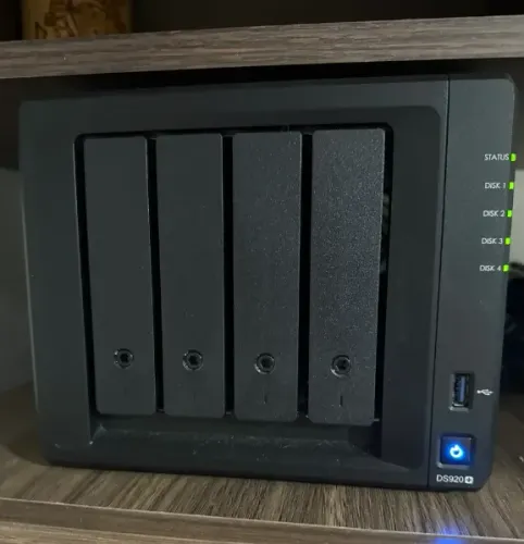 Servidor Nas Synology Ds923+ Com 40tb