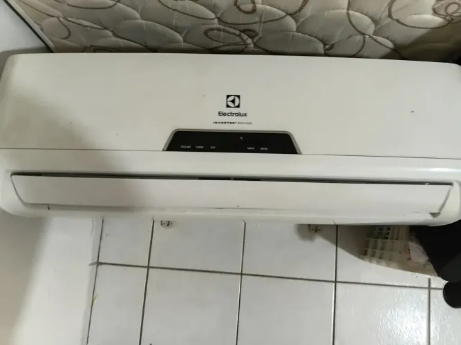 Vendo Ar-Condicionado 9.000 BTUs
