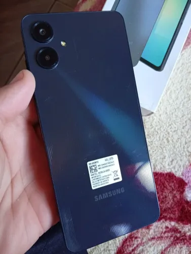 Samsung A06 na garantia