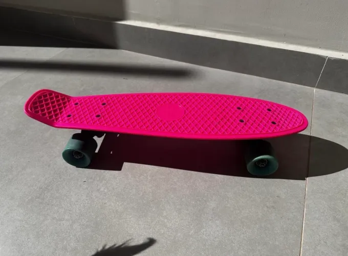 skate penny australia original cruiser na cor rosa neon.