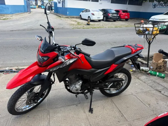 HONDA BROS 2025 / 23.000km