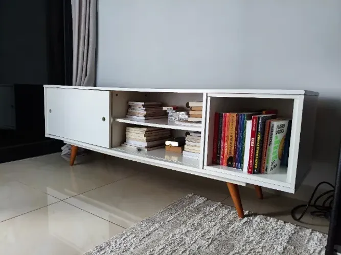 Rack Retrô Goslar Branco 1,62m (Estilo Mobly) - Já Montado