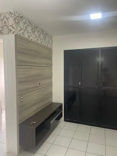 Apartamento com móveis planejados