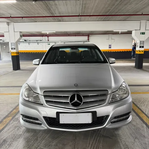Mercedes-Benz C-180 CGI Classic 1.8 16V 156cv Aut. 2012