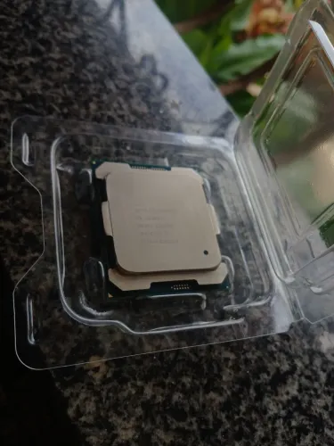 Xeon E5 2630 v4