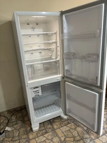 Geladeira Brastemp inverse frost free 428 litros!!