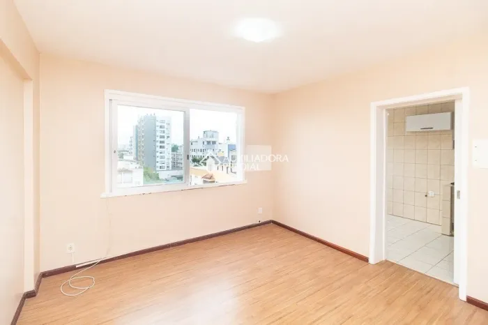 Apartamento andar alto vista, sol, 2 quartos e garagem em Higienópolis