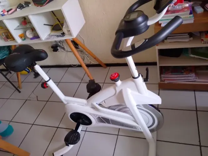 Bicicleta ergométrica spinning Profissional
