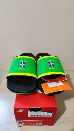 Chinelo Nike offcourt CBF Brasil 40 
