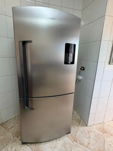 Geladeira Brastemp Frost Free Inverse 591 litros Inox BRE85MK