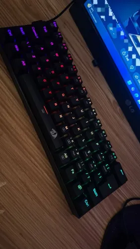 Teclado Redragon Dragonborn K630