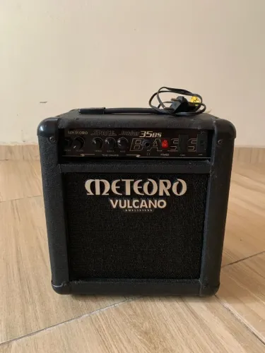 Amplificador Meteoro Space Júnior 35bs para Baixo