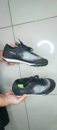 Tênis chuteira infantil n: 33