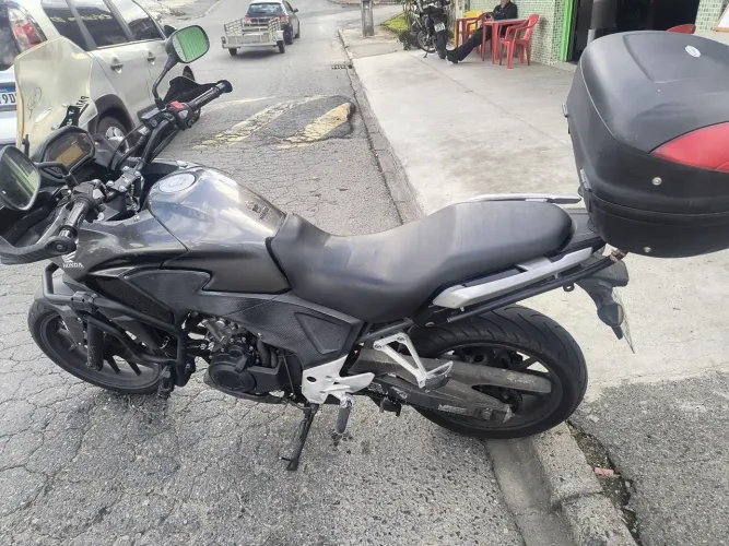 Cb 500x em excelente estado.