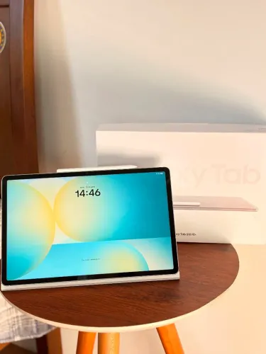 Galaxy Tab S10 FE+ 128GB Impecável + S Pen + Caixa + NF
