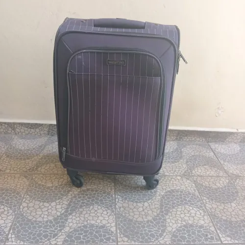 Mala de bordo Sestini! No meu perfil tem outras opções. 