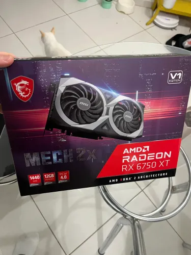 Placa de vídeo 6750xt