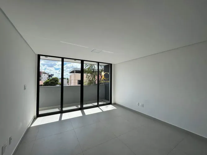 Área Privativa à Venda em Divinópolis, MG 3 Dormitórios (1 Suíte), 120 m², Frente