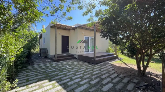 Casa à Venda na Praia da Ferrugem Garopaba/SC