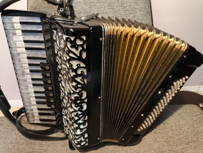 Gaita / Acordeon FRASCATTI Modelo Super 5