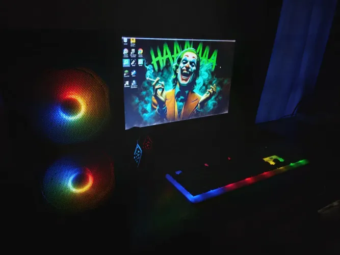  PC GAMER.