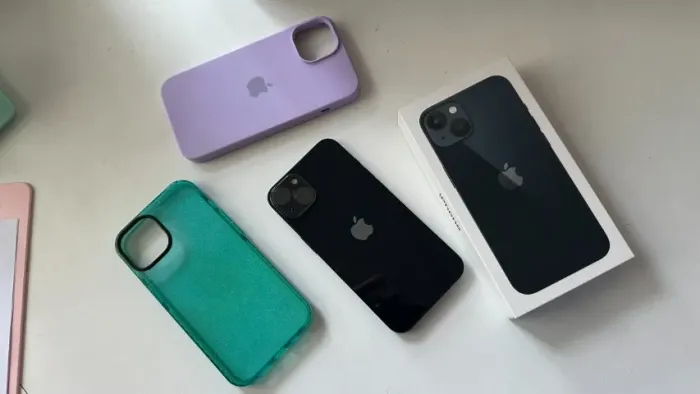 iPhone 13 128gb - cor Meia noite - usado conservado
