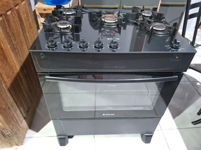 Fogão Atlas 5 bocas, conservado!