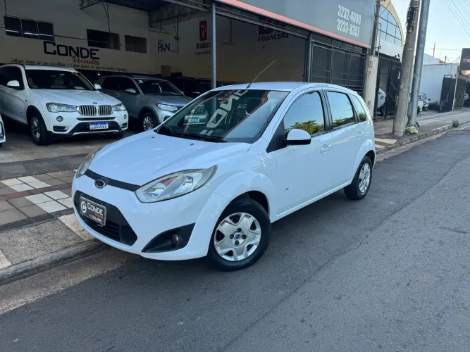 Ford Fiesta SE 1.0 8V Flex 5P 2014