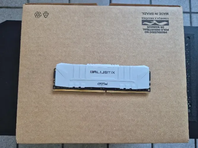Memória Crucial Ballistix 8GB 3200MHz DDR4 CL16