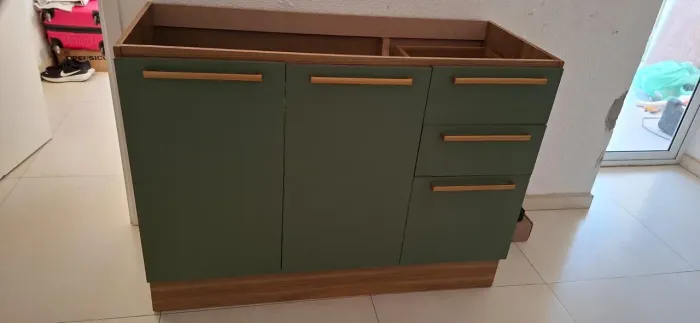 Vende-se cozinha