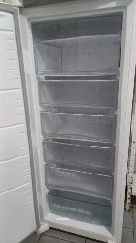 Vende- Freezer