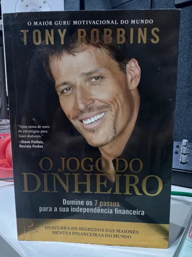 Livro O JOGO DO DINHEIRO - Tony Robbins