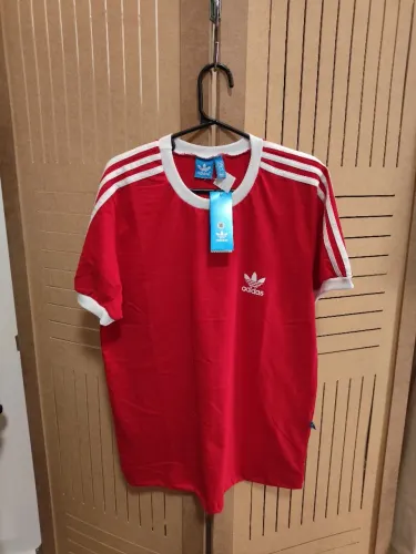 2 Camisetas masculinas na etiqueta Adidas inspiração - Escolha o tamanho e cores
