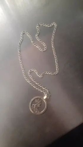 Cordão de prata 50 grama com o pingente 