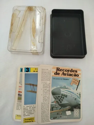 Antigo jogo super trunfo recordes de aviação da GROW anos 80