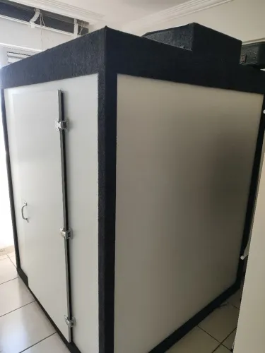 Cabine Acústica 1,60 por 1,60