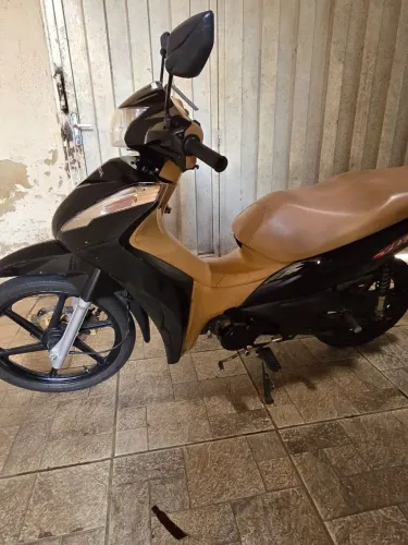 Estou vendendo pois vou viajar