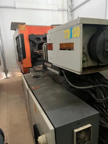 Máquina de injeção plástica 